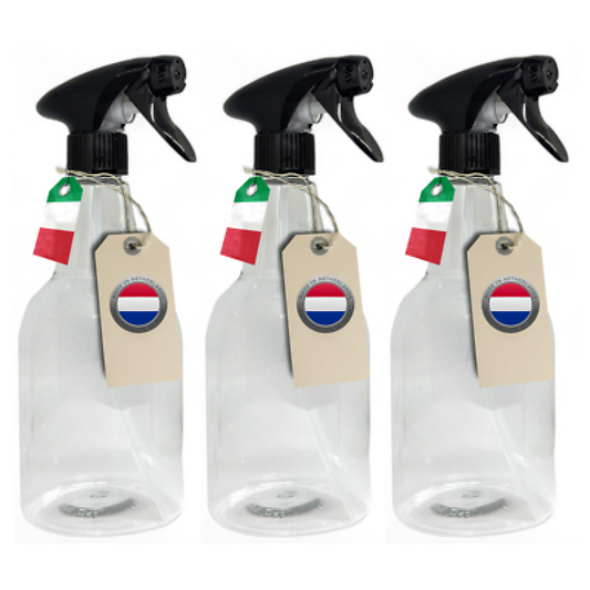 Drei transparente Sprühflaschen mit schwarzen Düsen und Etiketten im Set