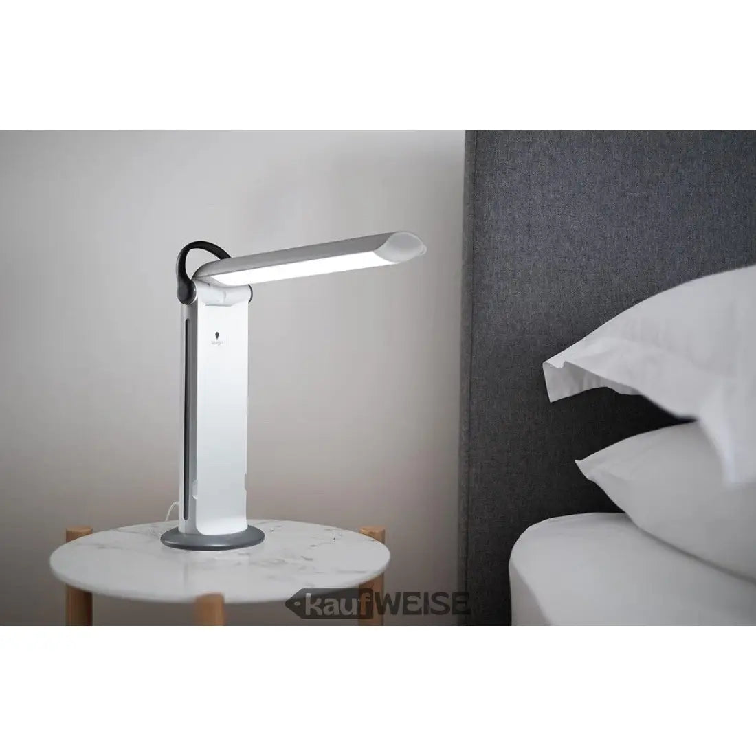 Moderne verstellbare Schreibtischlampe Daylight Twist 2 in Weiß/Grau mit CRI 95