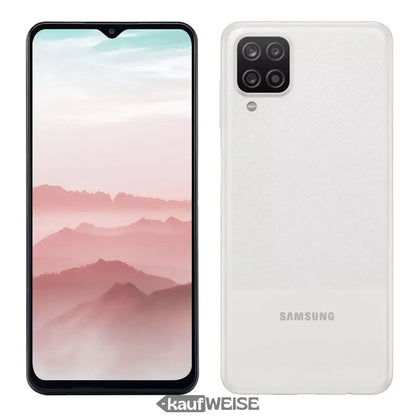 Vorder- und Rückansicht des weißen Samsung Galaxy A12 mit Wasserfall-Display und Quad-Kamera